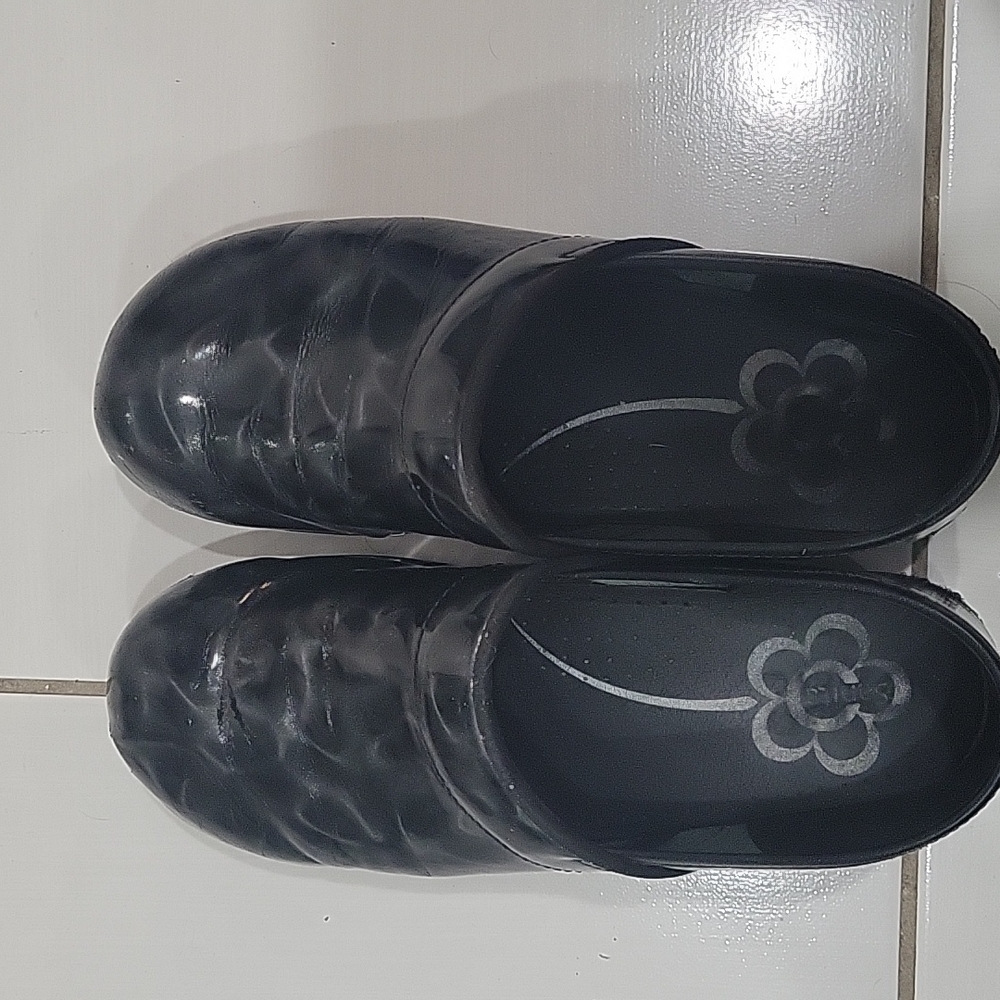 Size 40 sanita